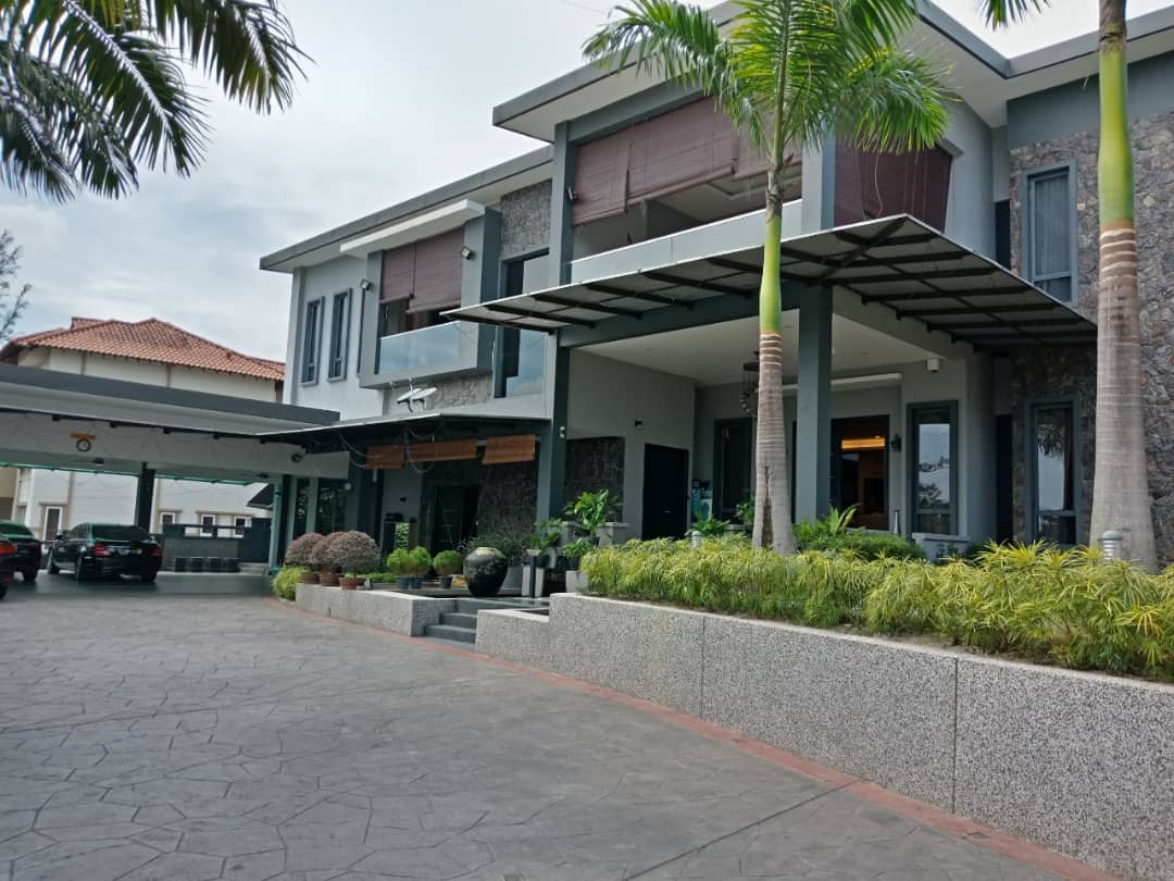 2 Storey Luxury Bungalow in Country Height Kajang - photo 1