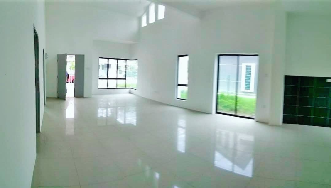 Freehold Semi D House Banting Taman Langat Jaya - photo 3