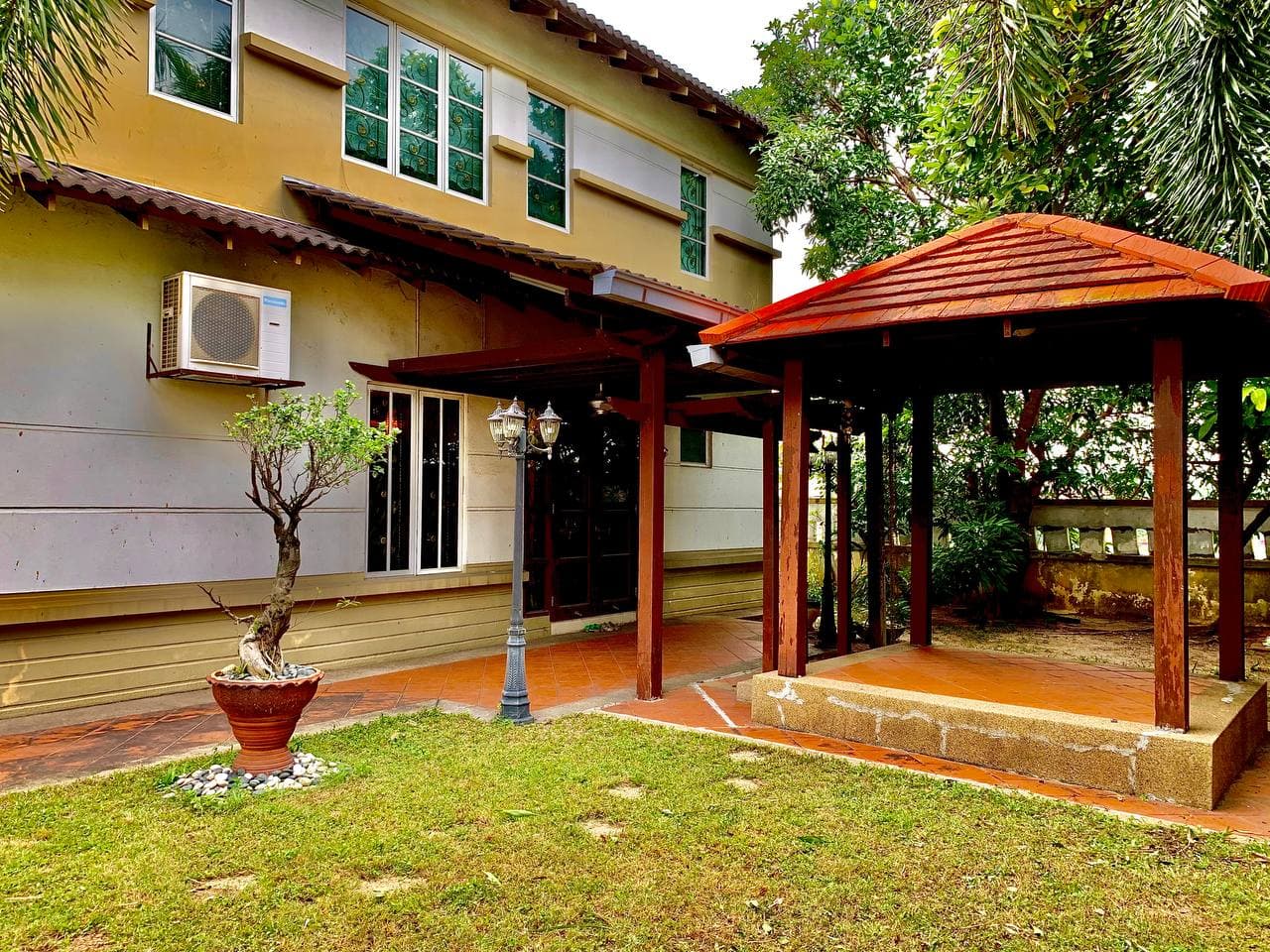 FACING OPEN SEMI D CORNER,SEKSYEN 27 - photo 6