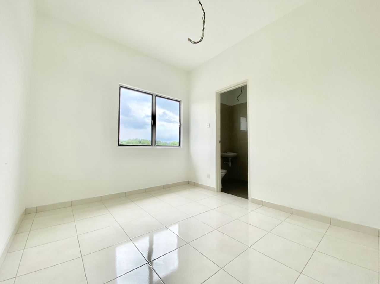 LOW DENSITY 2-STY TERRACE TELUK PANGLIMA GARANG - photo 5