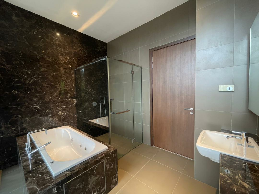 Damansara Heights in Kuala Lumpur - photo 8