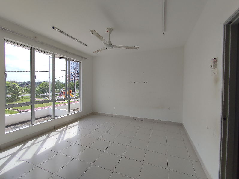 2sty House near EcoWalk and Econsave - photo 3