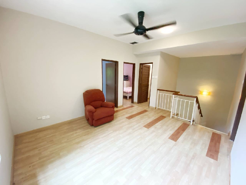 [350k Below Market] 2st Endlot RENOVATED at Putrajaya  - photo 3