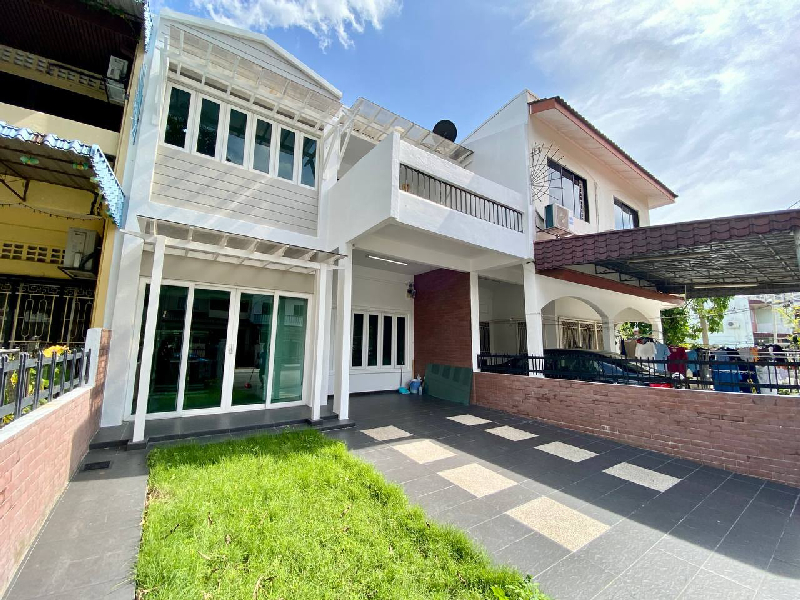 [RENOVATED UNIT] 2sty Nice House at Taman Maluri,Kuala Lumpur  - photo 2