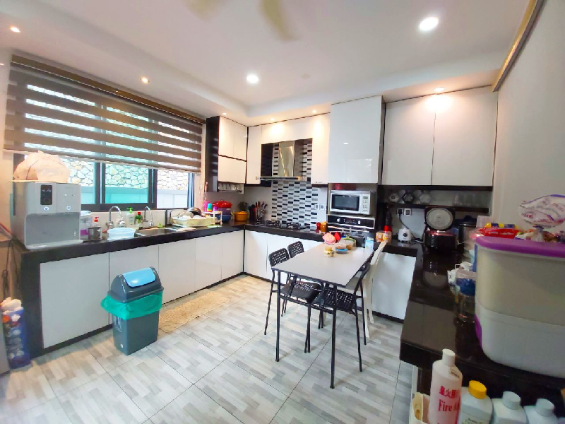 [Fully Renovated] 2sty SEMI-D at Aviva Green Seremban 2 - photo 6