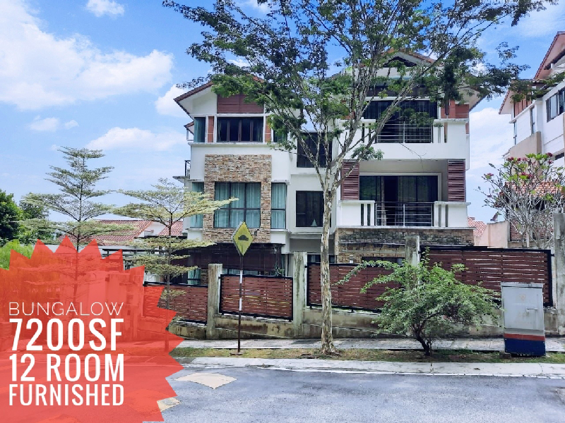 [ Renovated and Furnished ] Bungalow 12 room in Taman Melawati - photo 1