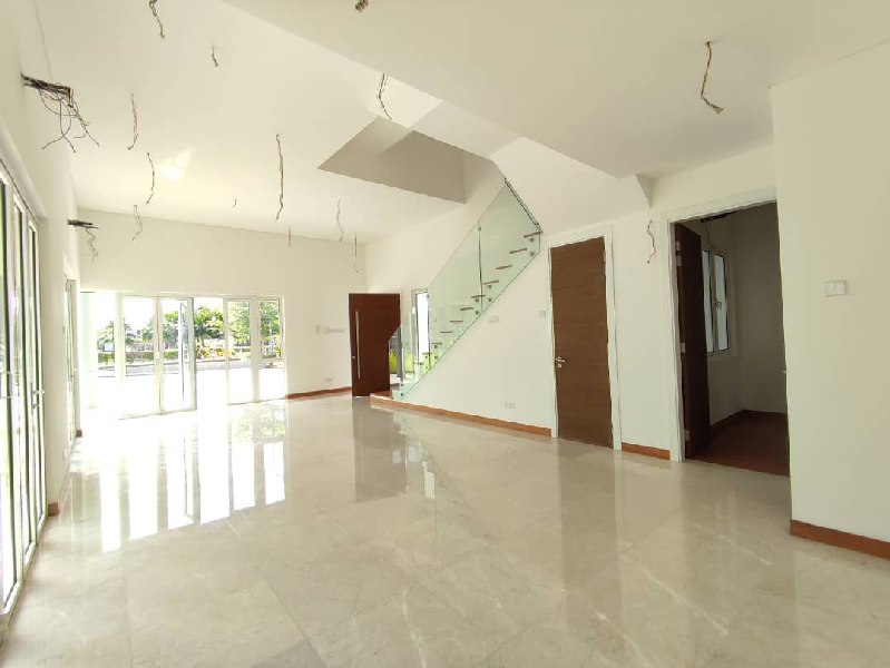 [ Facing Pool ] 2.5 sty Semi-D at Kemensah,Taman Melawati - photo 4