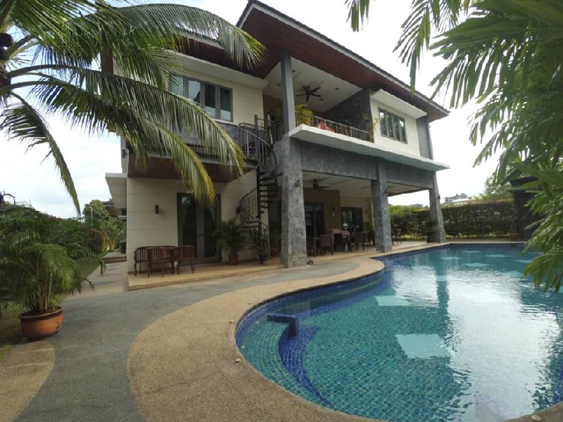 [ RENOVATED + FURNISHED ] 3sty Bungalow in Cyberjaya - photo 2