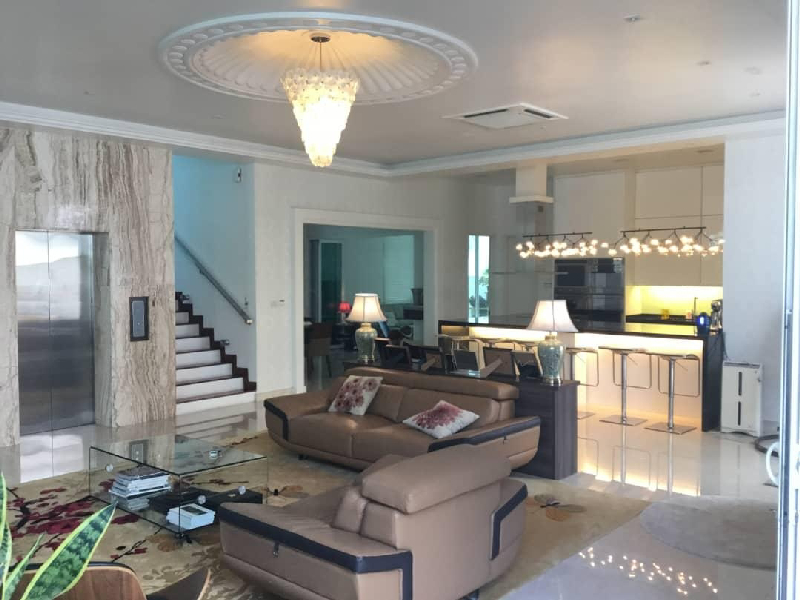 SUPERB HOUSE 3sty Bungalow at Aspen Residence Cyberjaya