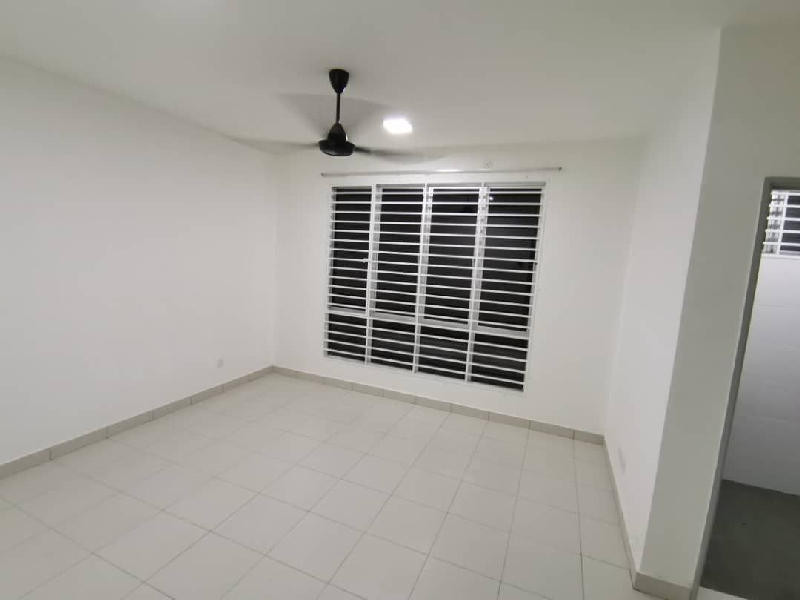 PALING MURAH 2tgkt di Semenyih dekat ECONSAVE - photo 6