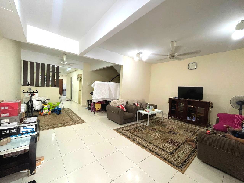 [ RENOVATED ] 2 tingkat teres Taman Desa Saujana,Hulu Langat - photo 2
