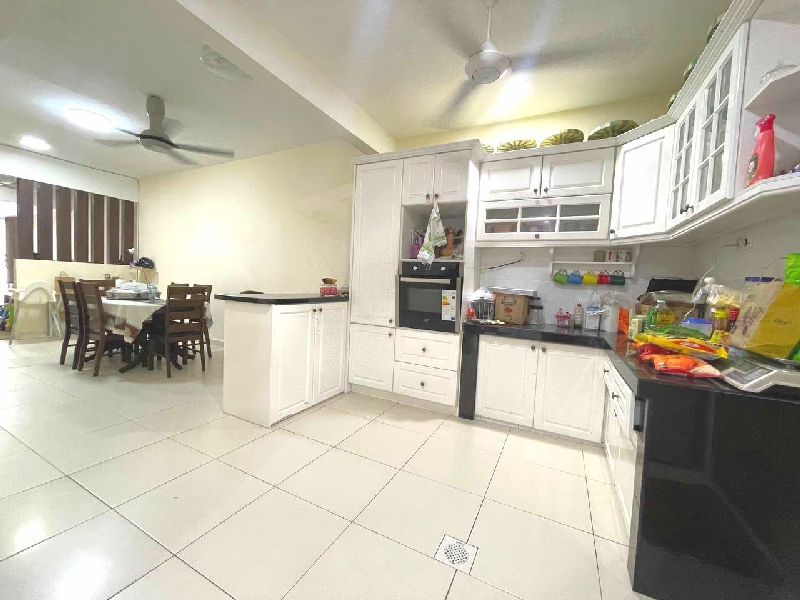 [ RENOVATED ] 2 tingkat teres Taman Desa Saujana,Hulu Langat - photo 3