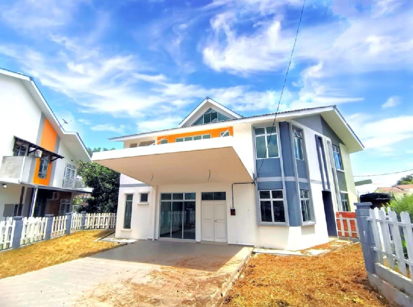 FACADE BUNGALOW Superb house di Alor Gajah Melaka - photo 1