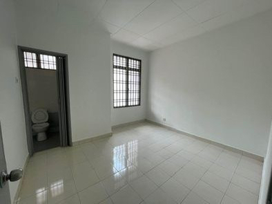 Port Klang Bandar Botanic Klang Refurbish Double Storey House For Rent  - photo 10