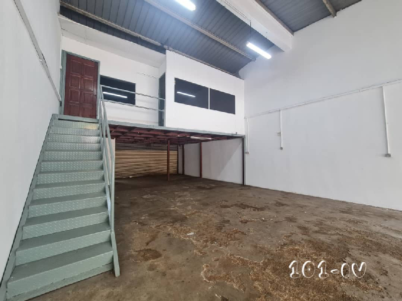 Port Klang WIT Pandamaran # # Selat Selatan 1.5 Storey Link Factory / Warehouse For Rent Limited uni - photo 3