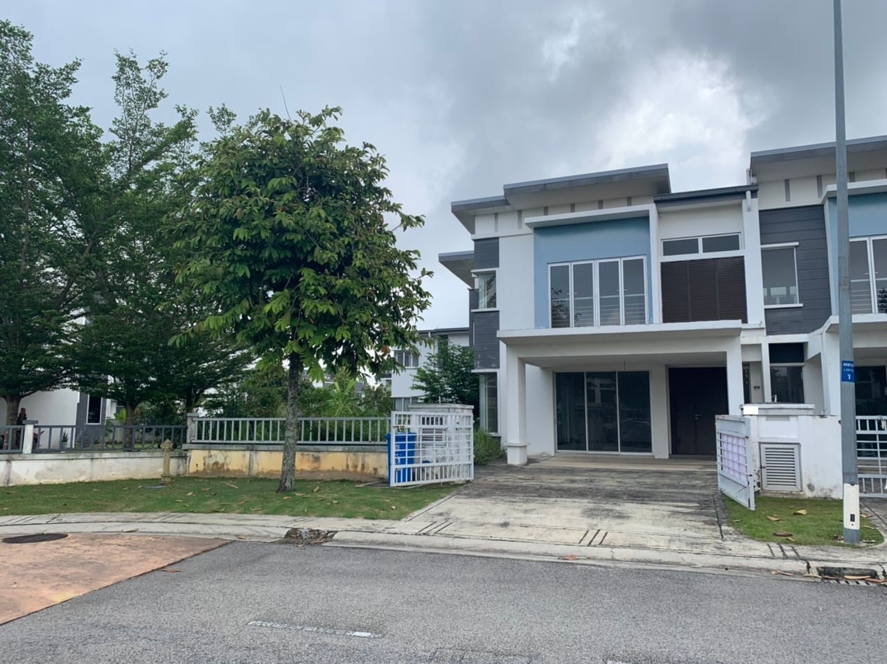 Corner Lot 2 Storey Terrace TTDI Alam Impian