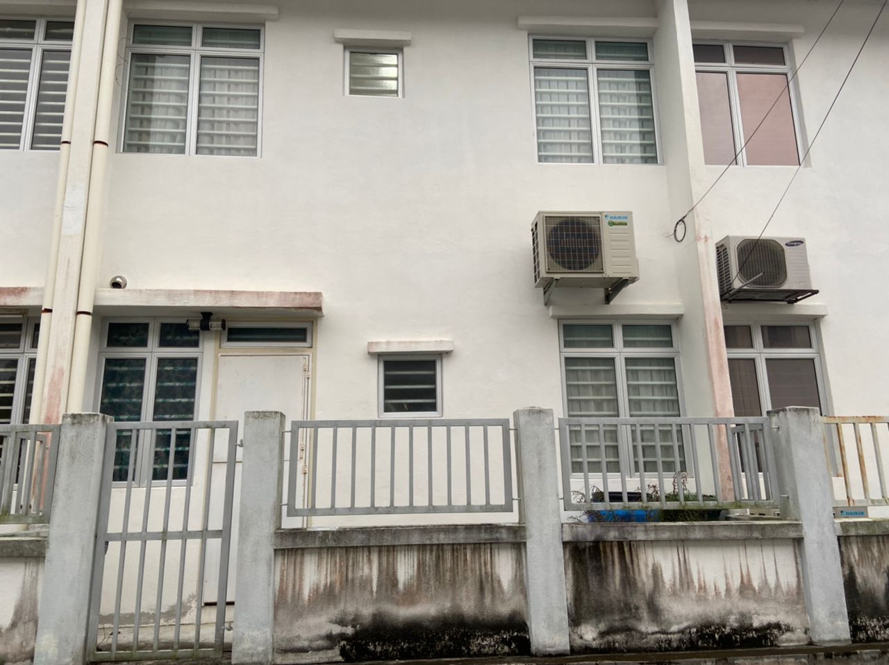 Intermediate Double Storey Terrace at Bandar Tasik - photo 11