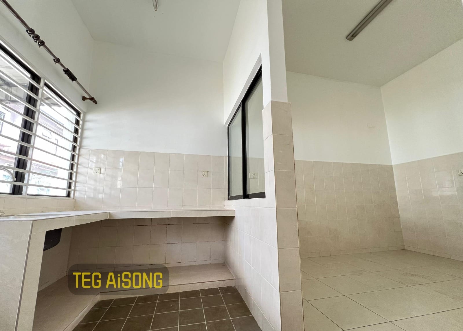Teg Ai Song Puteri 2 storey Endlot - photo 12