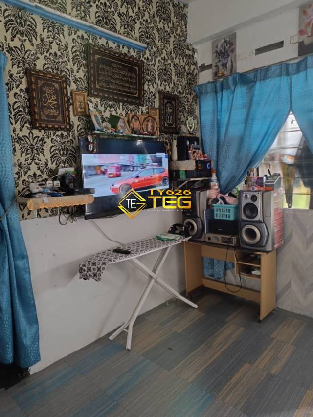 Ah Lai Chi Liung Flat - photo 3
