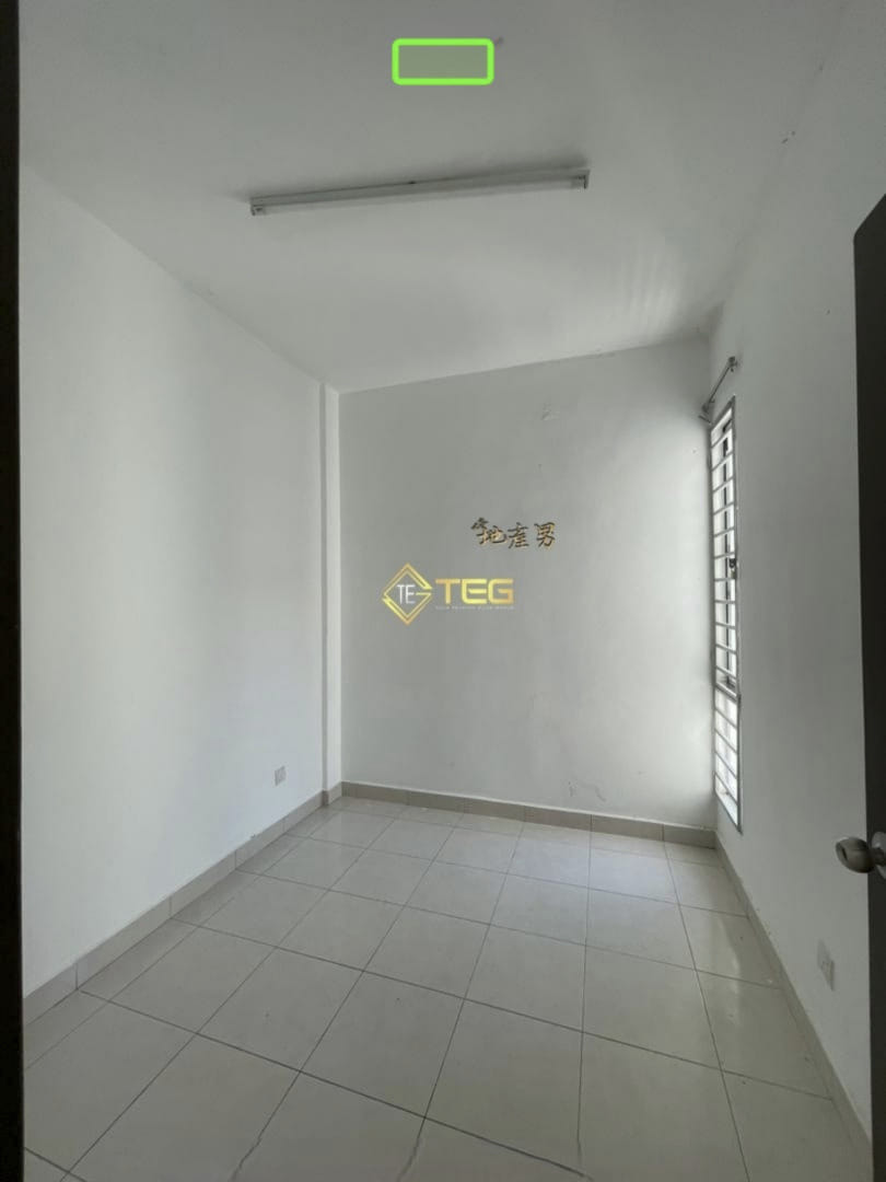 Eric Orchis Apartment - photo 2