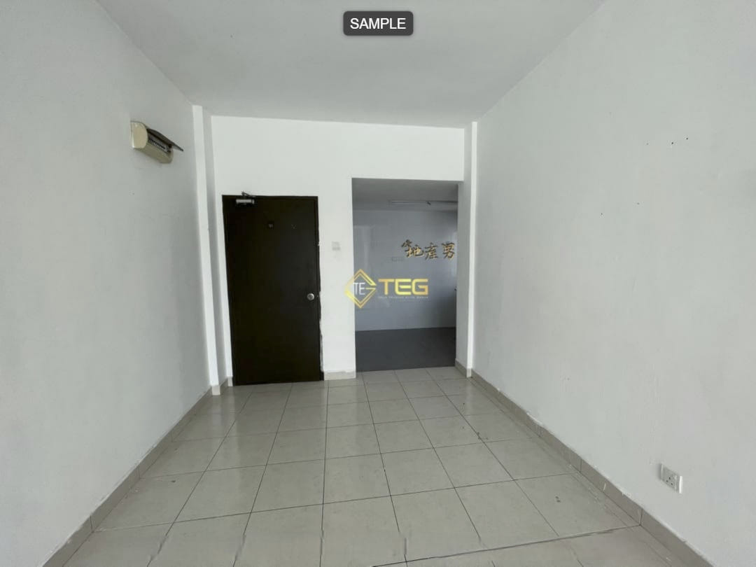 Eric Orchis Apartment - photo 3