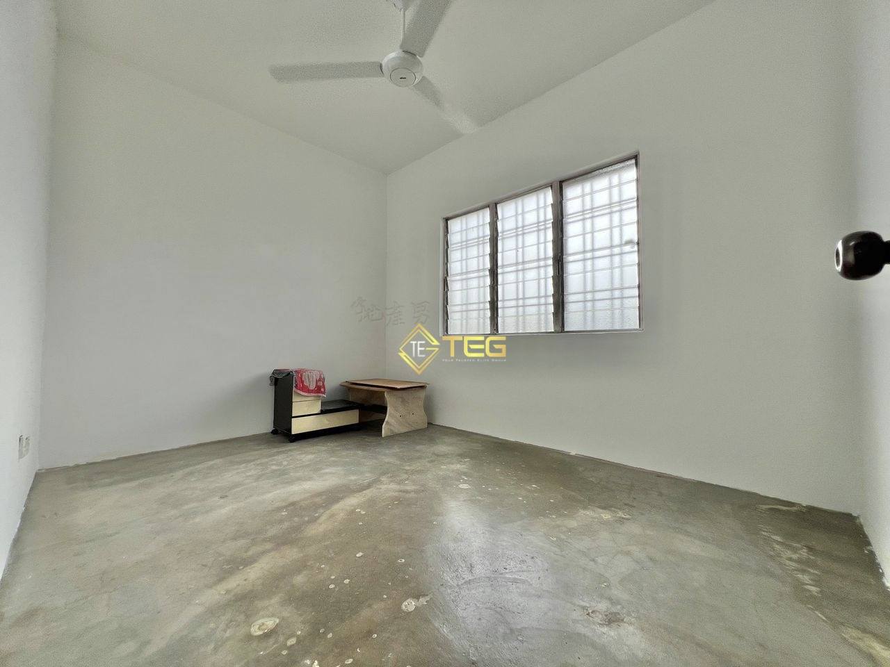 Eric Bukit Tinggi 2 Flat - photo 3