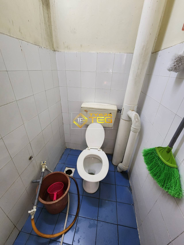 Ah Lai Sri Ayu Apartment - photo 8