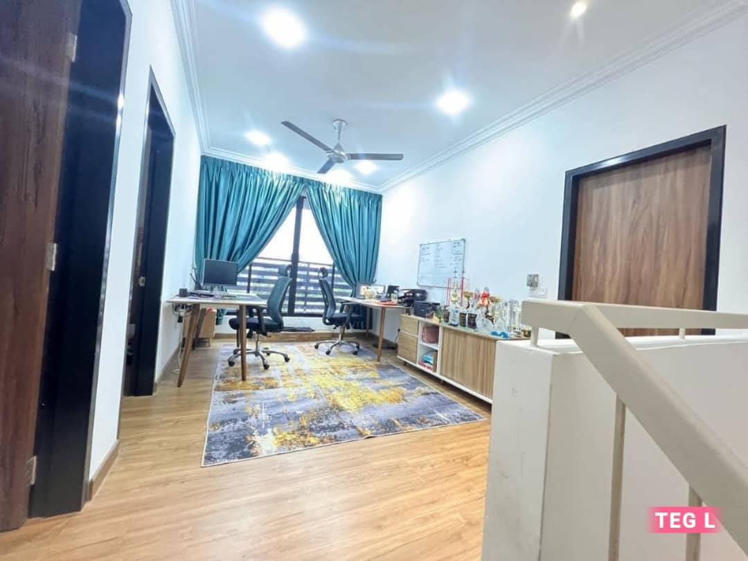 Teg L Bukit Raja 2 sty Corner - photo 6