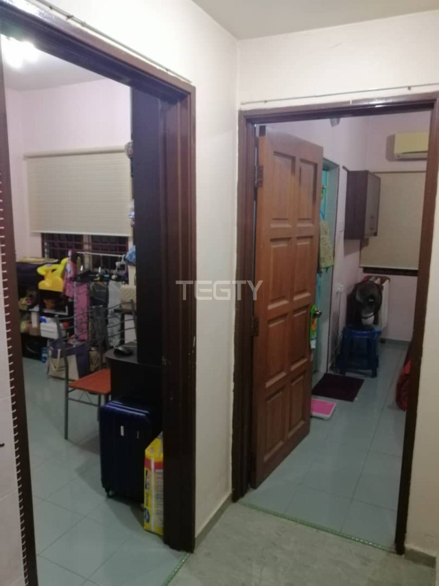 Ah Lai Pangsapuri Sri Kemuning Apartment - photo 4