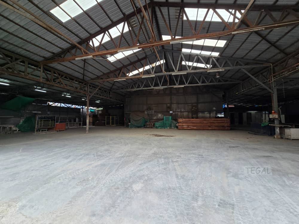 Alex Klang utama Factory - photo 2
