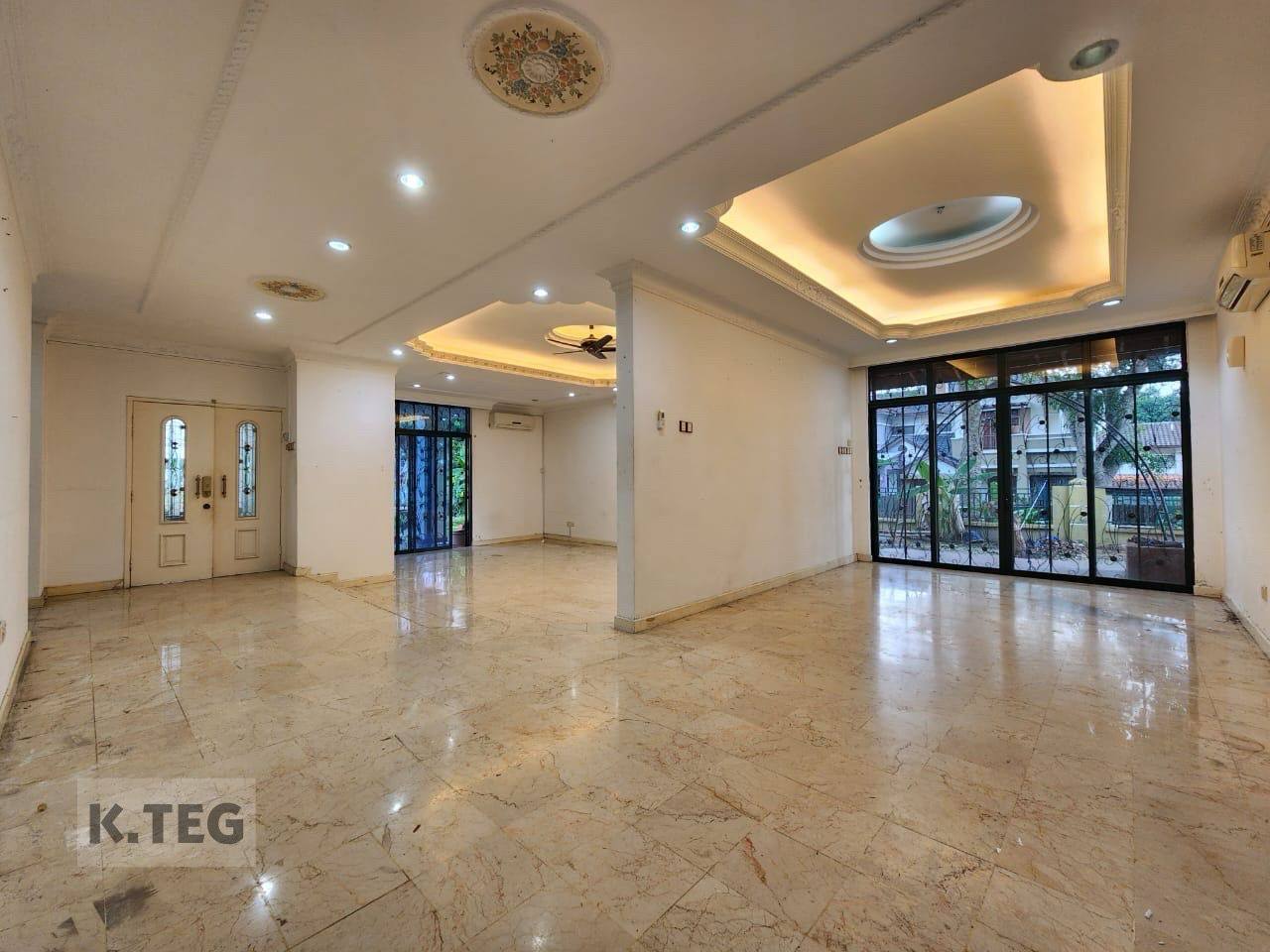 Kim Kota Kemuning 2 sty Corner Bungalow - photo 2