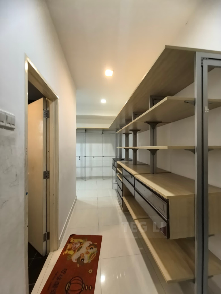 Teg Li Kemuning Utama 2 sty Semi D - photo 9