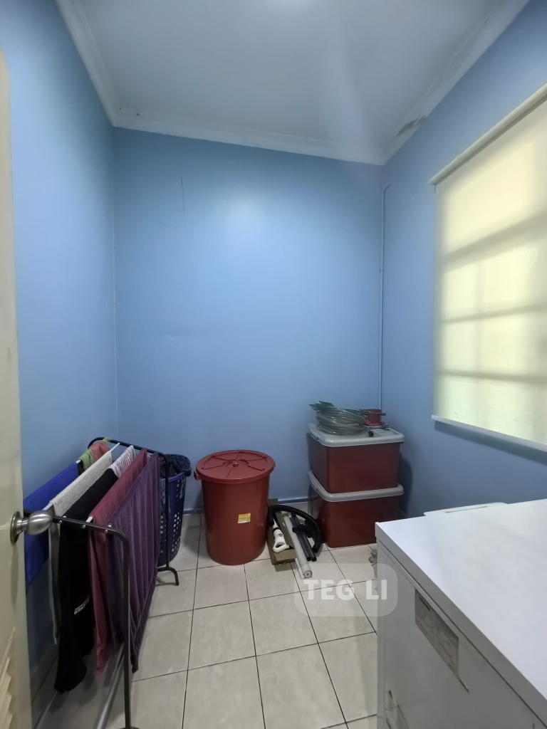 Teg Li Kemuning Utama 2 sty - photo 7