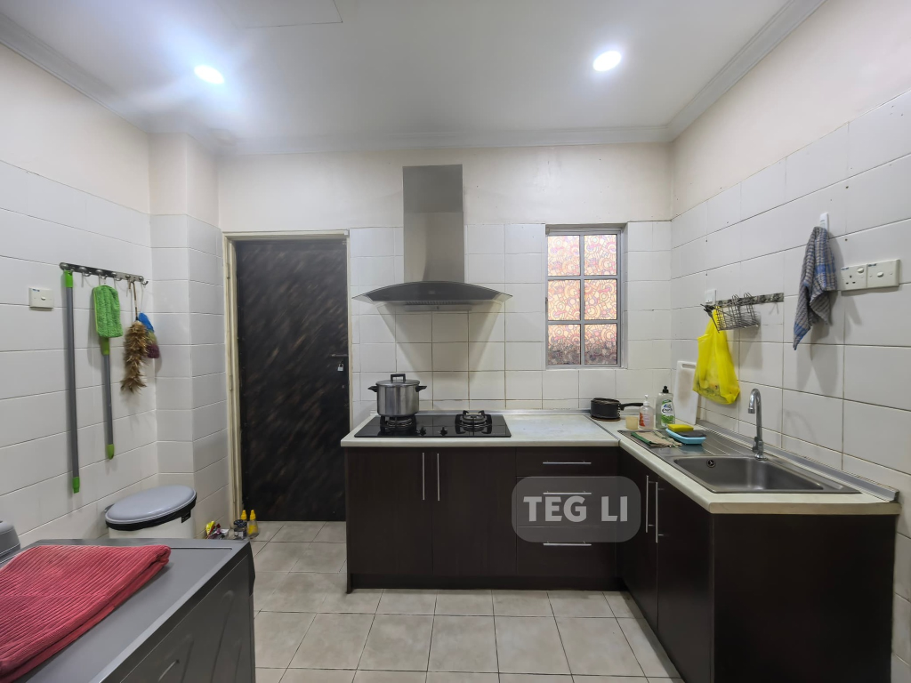 Teg Li Kemuning Utama 2 sty - photo 8