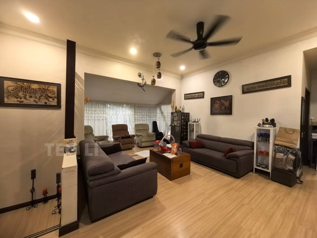 Teg Li Kota Kemuning 2 sty Bungalow - photo 10
