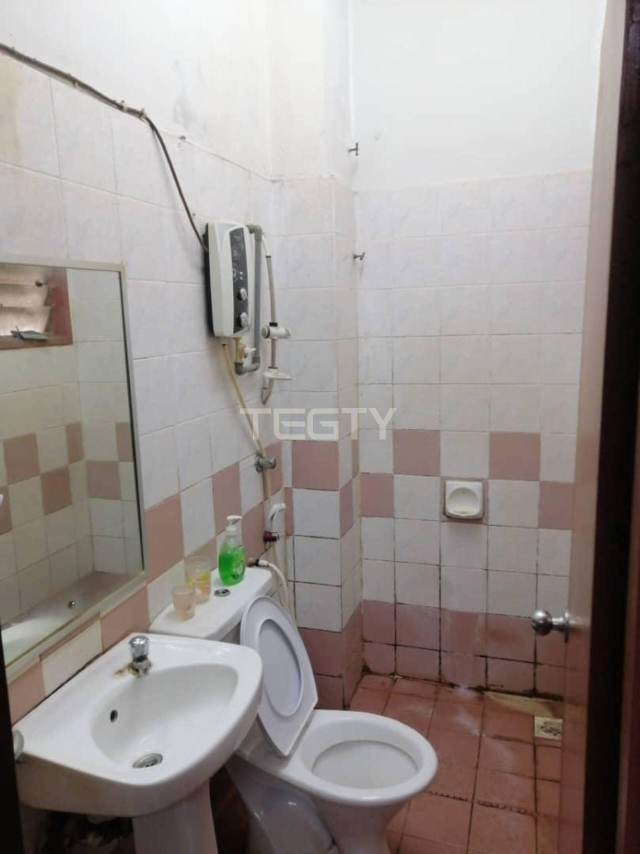 Ah Lai Bukit Raja 1 sty - photo 4