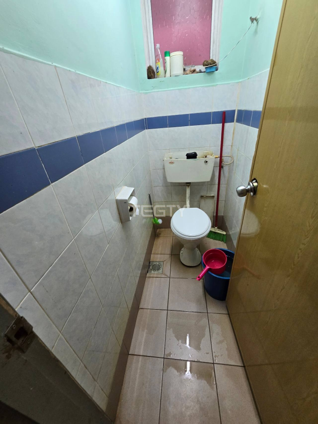 Ah Lai Seri Pelangi Apartment - photo 7