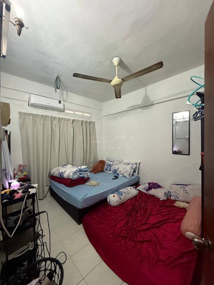 Ah Lai Chi Liung Flat - photo 2