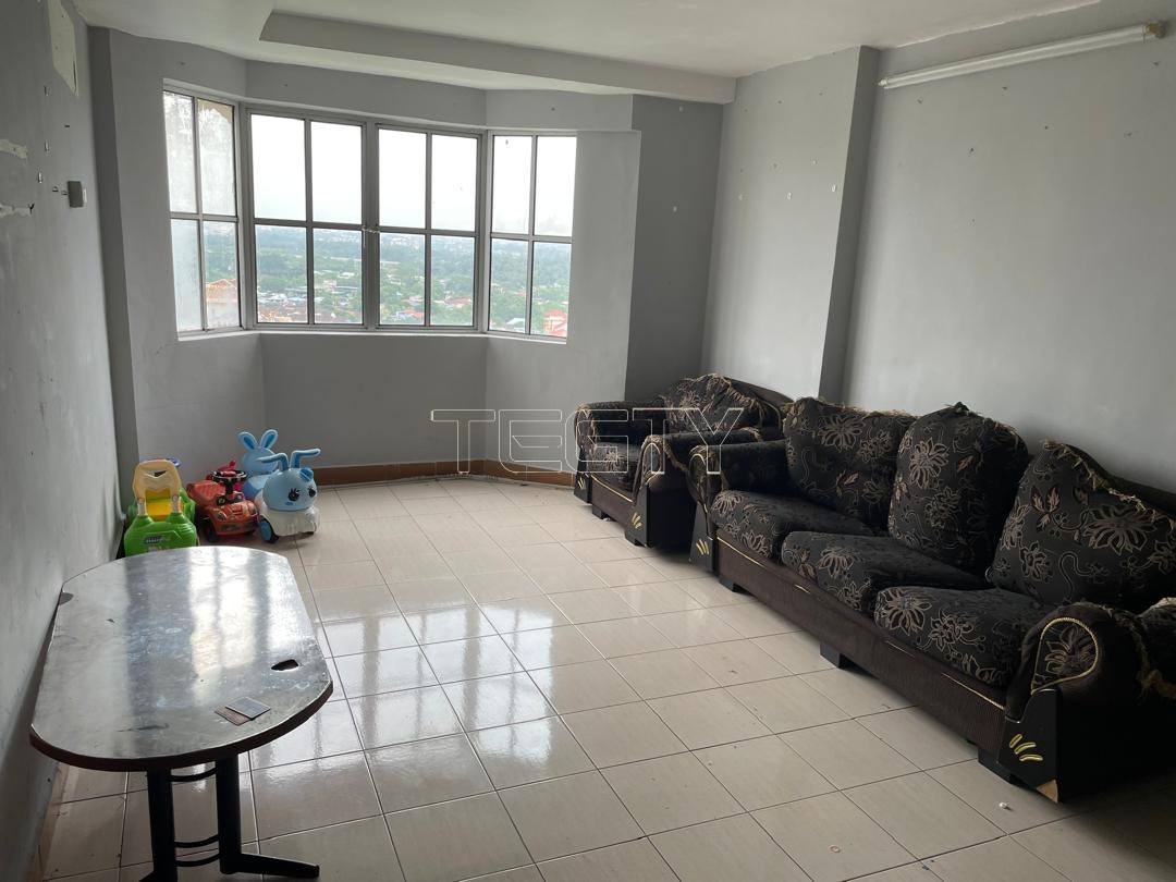 Ah Lai Regency Condo - photo 1