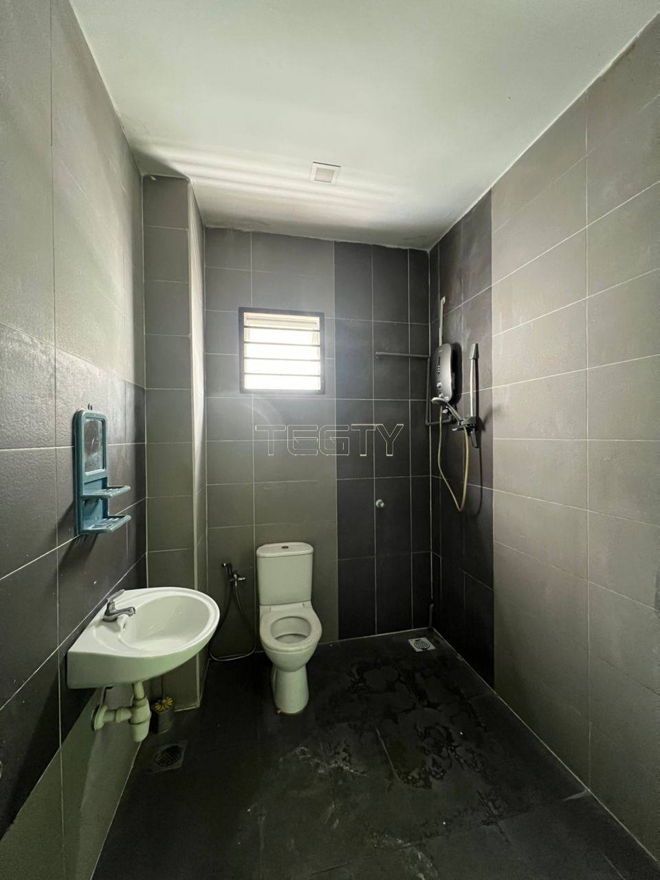 Ah Lai Desa Bayumas 25sty Semi D - photo 11