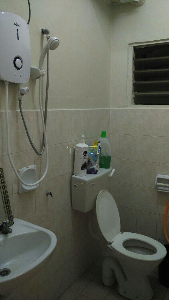 Ah Lai Tropika Apartment - photo 8