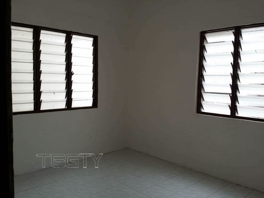 Ah Lai Pangsapuri Pelangi Indah Flat - photo 4