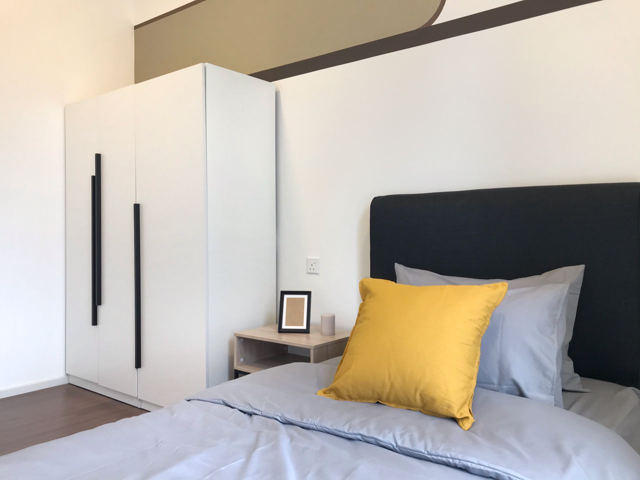 UNA Serviced Apartment - photo 12