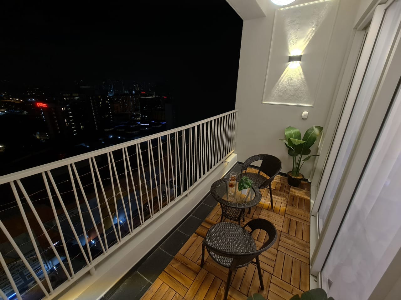 UNA Serviced Apartment - photo 9
