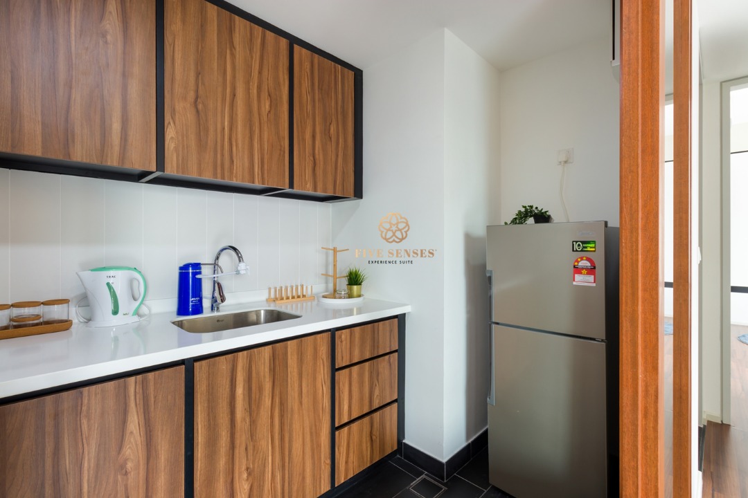 UNA Serviced Apartment - photo 6