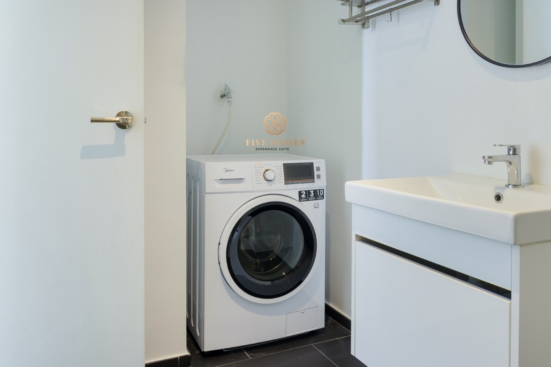 UNA Serviced Apartment - photo 8