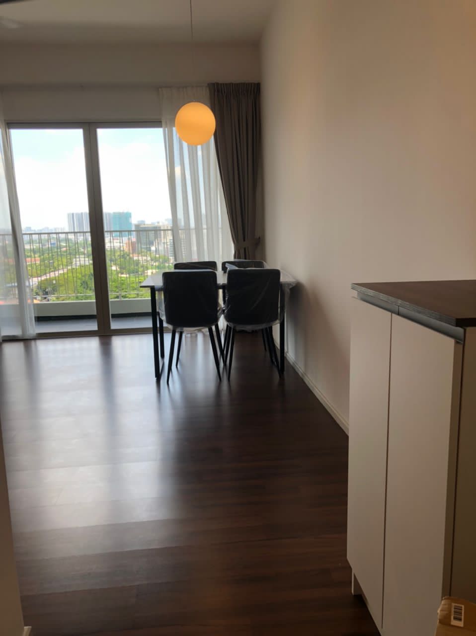 UNA Serviced Apartment - photo 3