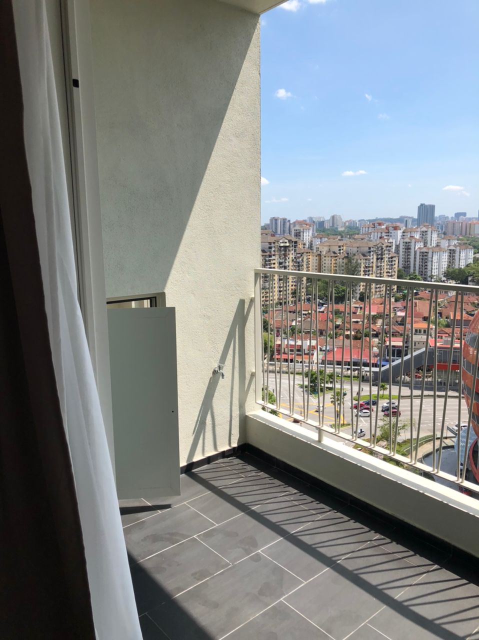UNA Serviced Apartment - photo 9