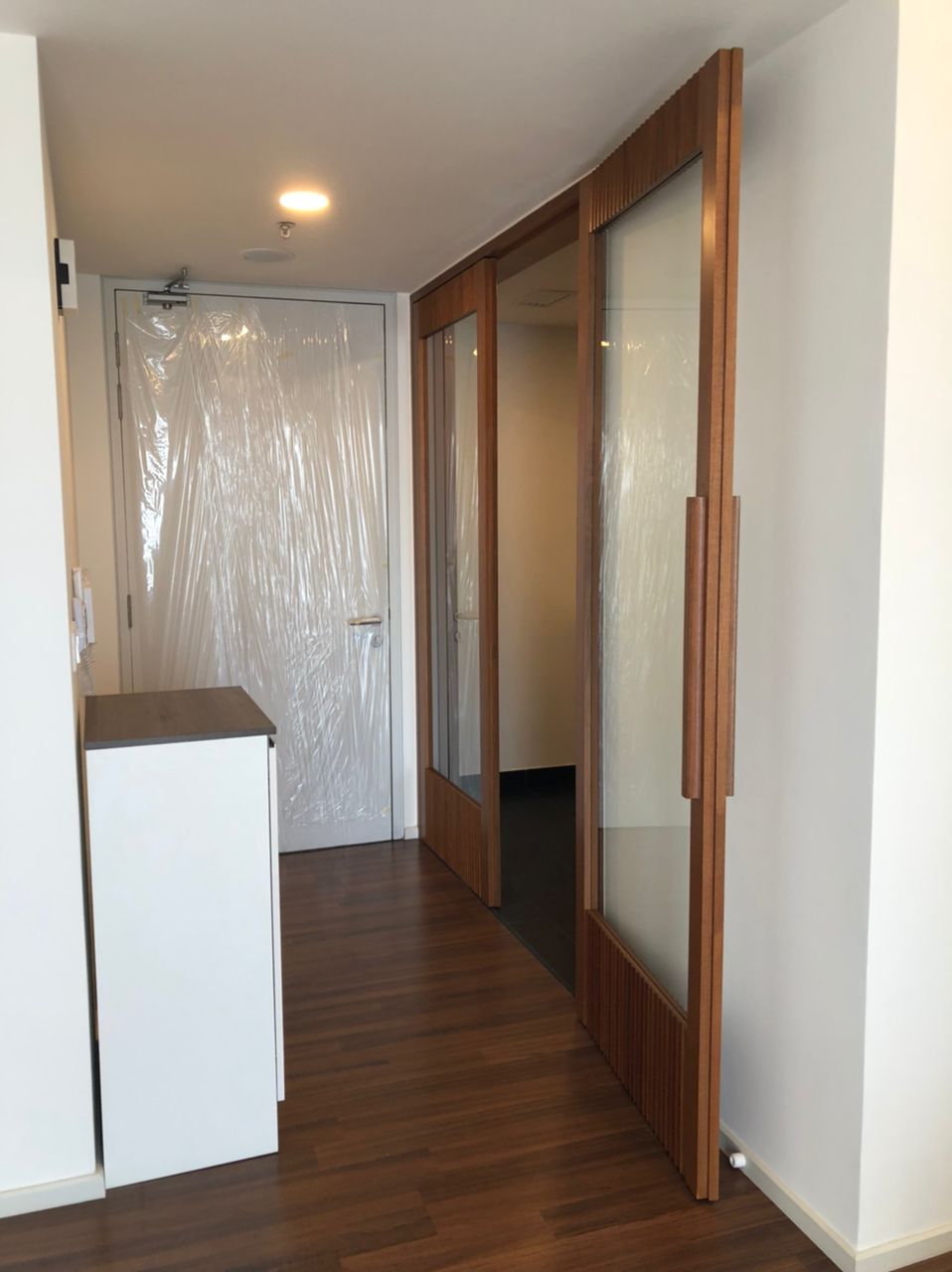 UNA Serviced Apartment - photo 13