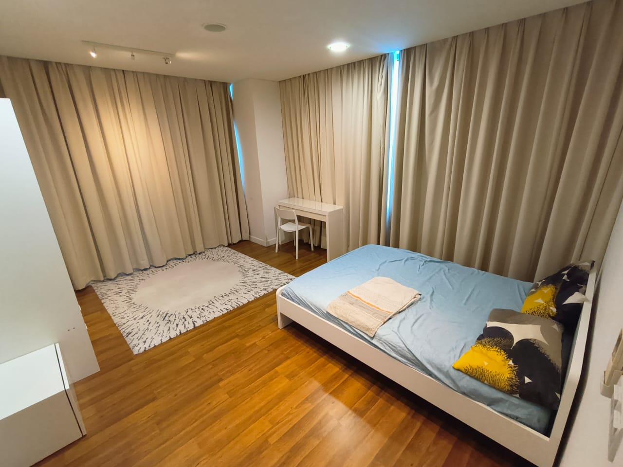 Mercu Summer Suites 52 - photo 2